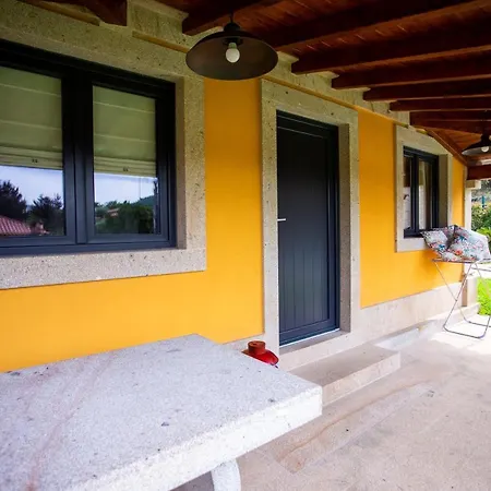 Casas Do Picoutinho Сasa de vacaciones *
